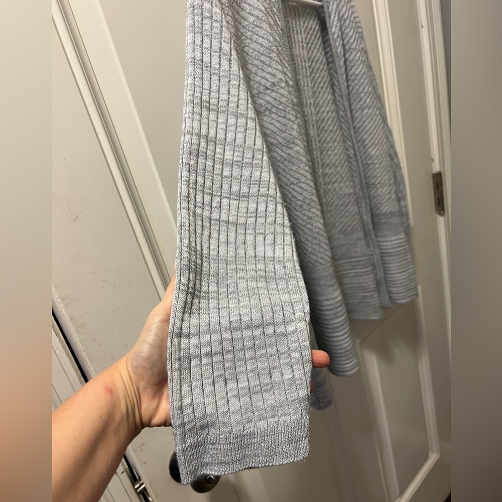 Apt. 9 Gray Cardigan Sweater with Textured Knit - Picture 4 of 6